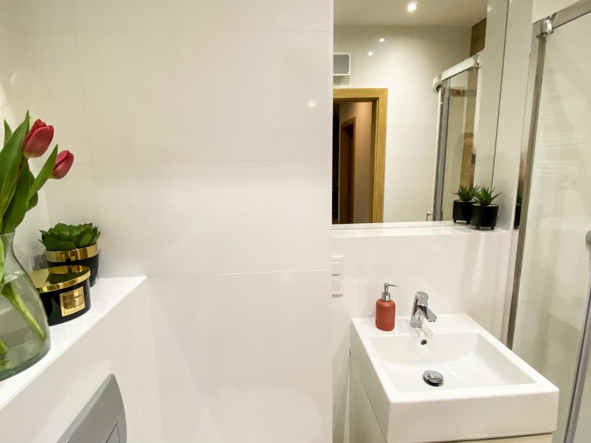 דירות גדינייה Apartament Riviera Modern Tower מראה חיצוני תמונה